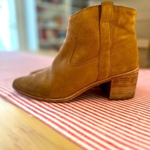 Madewell Suede Heeled Zip Western Bootie